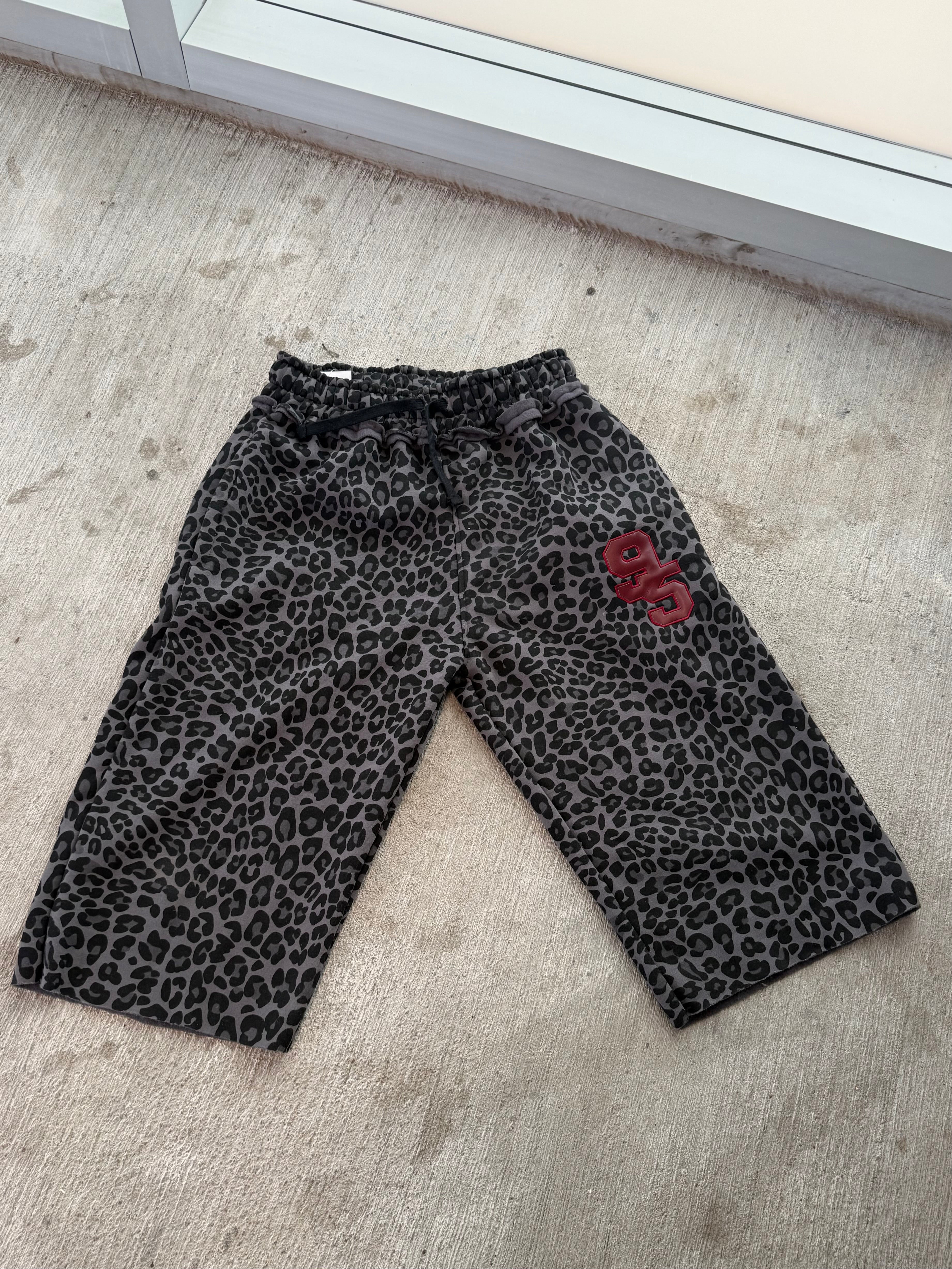 Cheetah “95” 3/4 jorts